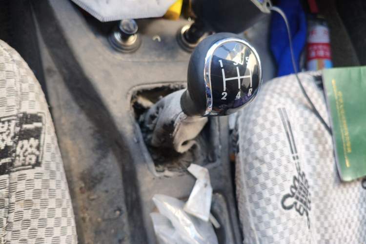 Used Wuling Hongguang 2015 1.5L S Basic Version China V Standard Gear Lever