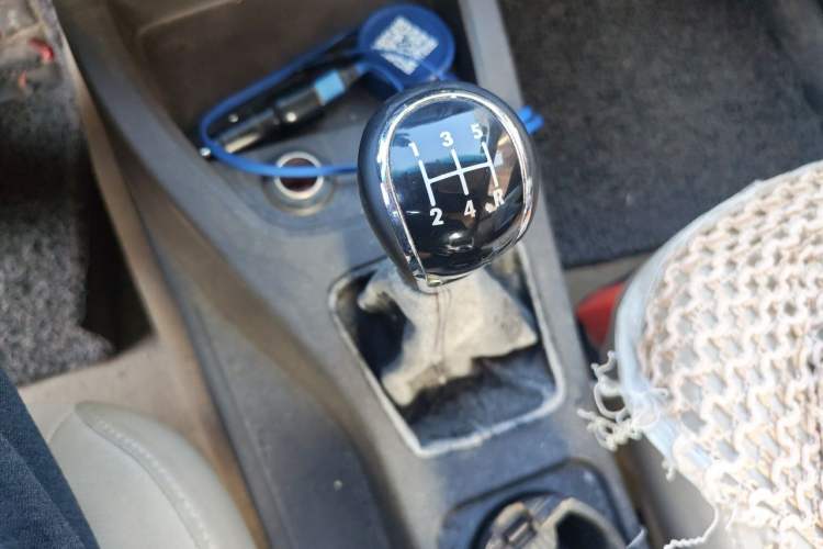Used Wuling Hongguang 2015 1.5L S Basic Version China V Standard Gear Lever