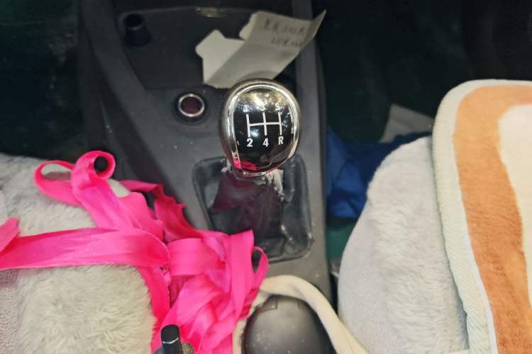 Used Wuling Hongguang 2015 1.2L S Base Model China V Standard Gear Lever