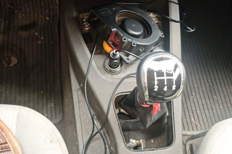 Used Wuling Hongguang 2015 1.5L S Basic Version China V Standard Gear Lever