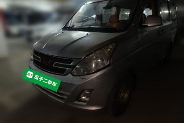 Wuling Hongguang 2015 1.2L S Base Model China V Standard مستعملة