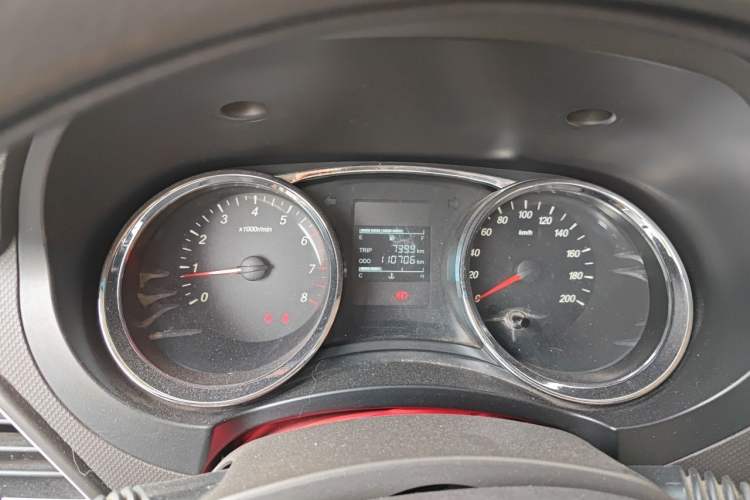 Used Wuling Hongguang 2015 1.5L S1 Standard China V-Emission Standards Instrument Cluster