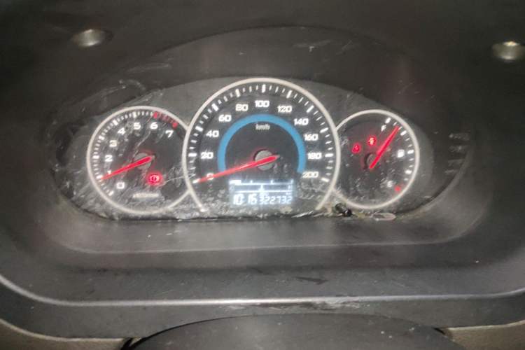 Used Wuling Hongguang 2015 1.5L S1 Standard China V-Emission Standards Instrument Cluster