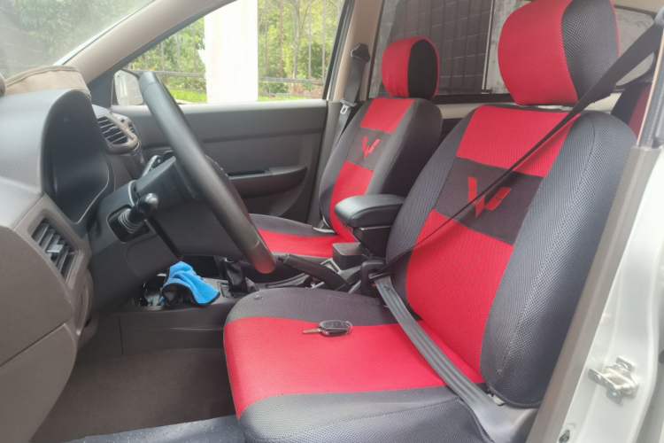 Used Wuling Hongguang 2015 1.2L S Base Model China V Standard Left Front Seat