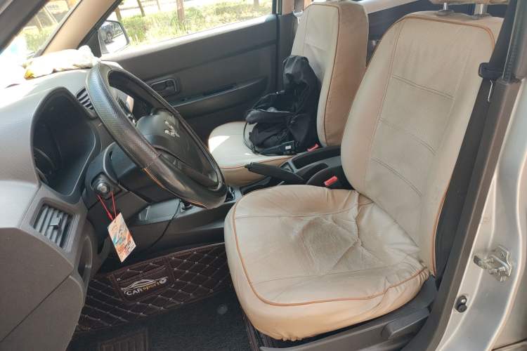 Used Wuling Hongguang 2015 1.5L S Basic Version China V Standard Left Front Seat