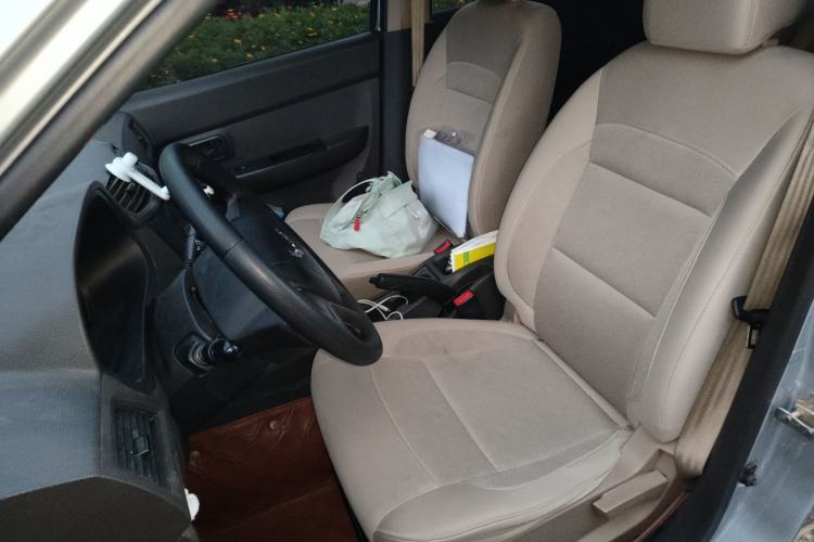 Used Wuling Hongguang 2015 1.5L S Base Model China IV Left Front Seat