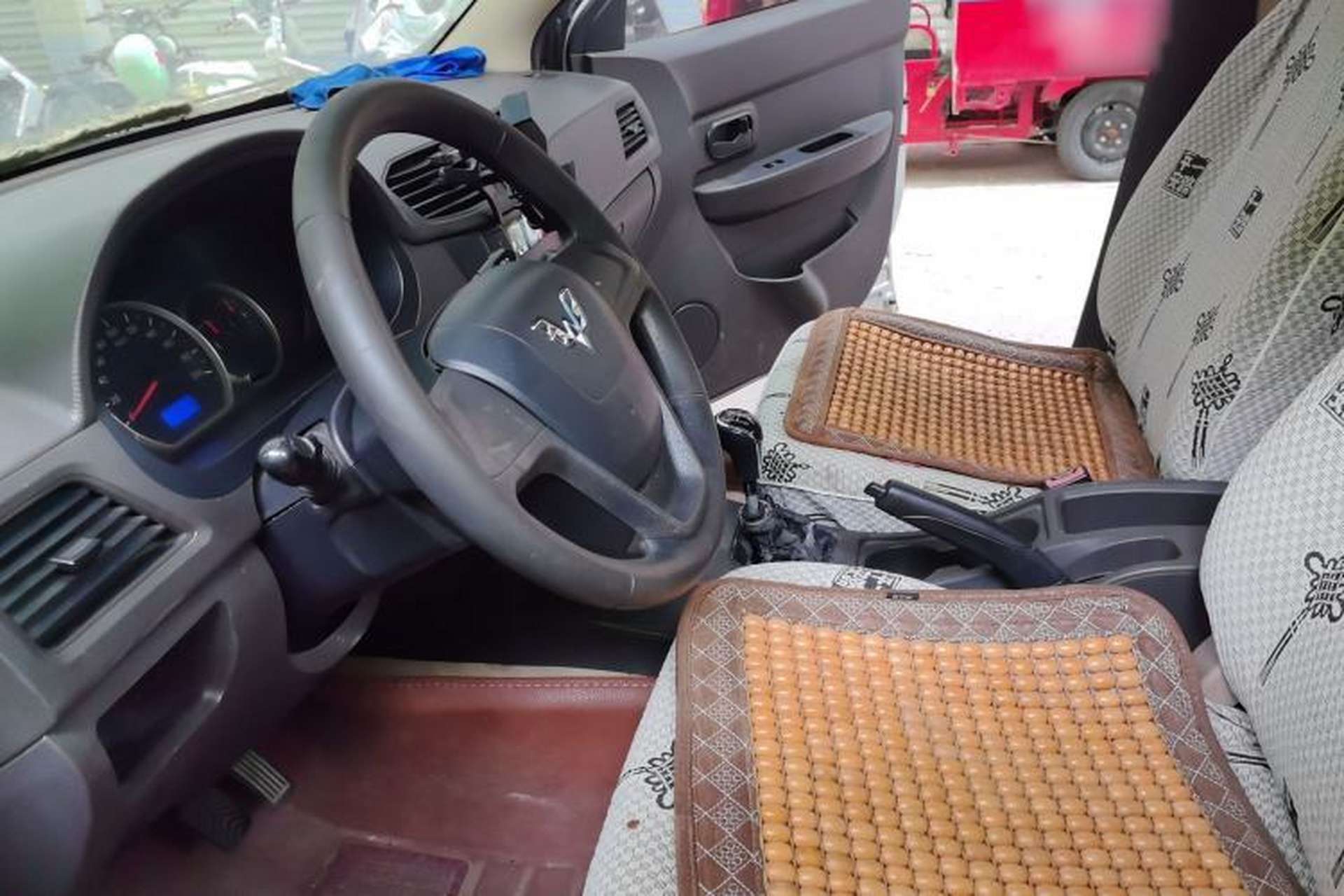 Used Wuling Hongguang 2015 1.2L S Base Model China IV Left Front Seat