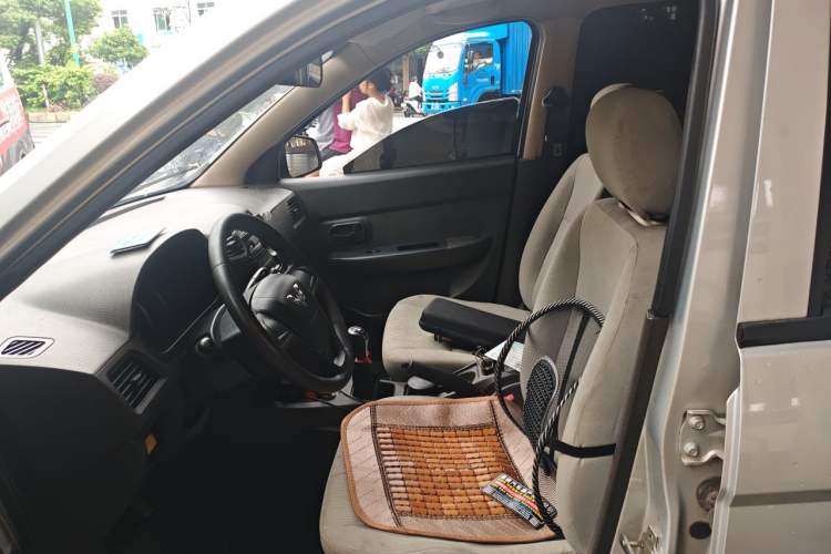 Used Wuling Hongguang 2015 1.5L S Basic Version China V Standard Left Front Seat