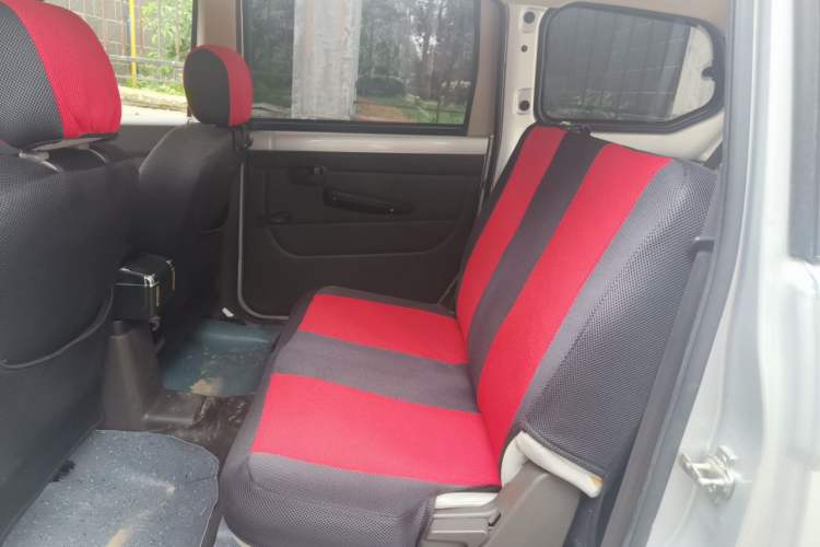 Used Wuling Hongguang 2015 1.2L S Base Model China V Standard Left Rear Seat
