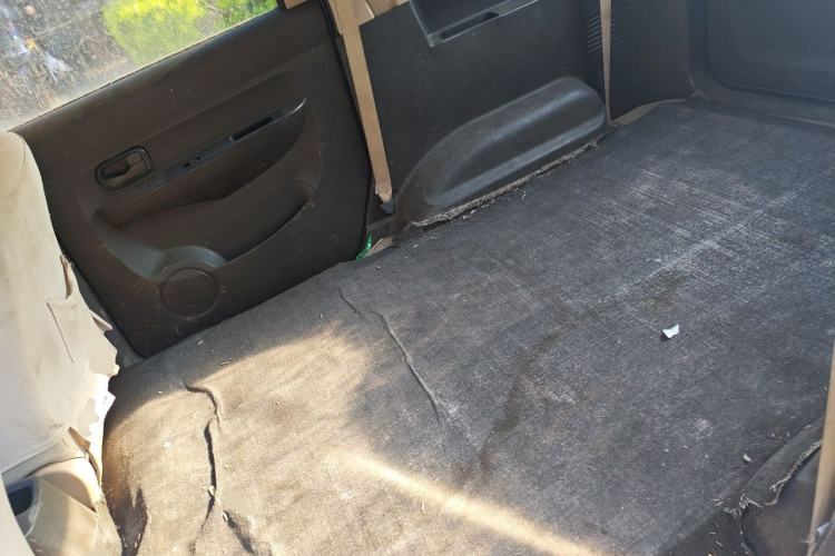Used Wuling Hongguang 2015 1.5L S Basic Version China V Standard Left Rear Seat