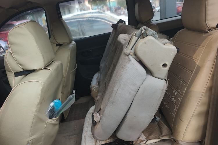 Used Wuling Hongguang 2015 1.5L S Base Model China IV Left Rear Seat