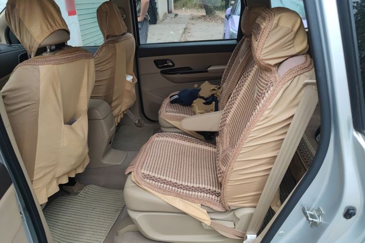 Used Wuling Hongguang 2015 1.5L S1 Comfort China V Standard Left Rear Seat