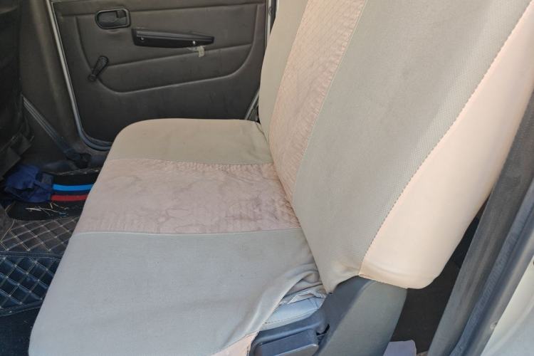 Used Wuling Hongguang 2015 1.5L S Basic Version China V Standard Left Rear Seat
