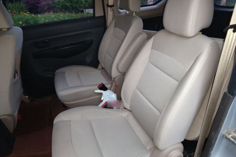 Used Wuling Hongguang 2015 1.5L S Base Model China IV Left Rear Seat