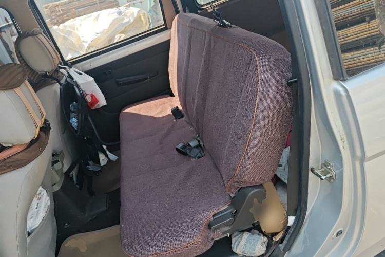 Used Wuling Hongguang 2015 1.5L S Base Model China IV Left Rear Seat