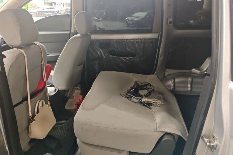 Used Wuling Hongguang 2015 1.5L S Basic Version China V Standard Left Rear Seat