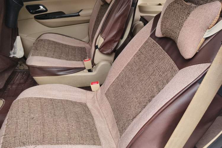 Used Wuling Hongguang 2015 1.5L S1 Luxury National Emission Standard V Left Rear Seat