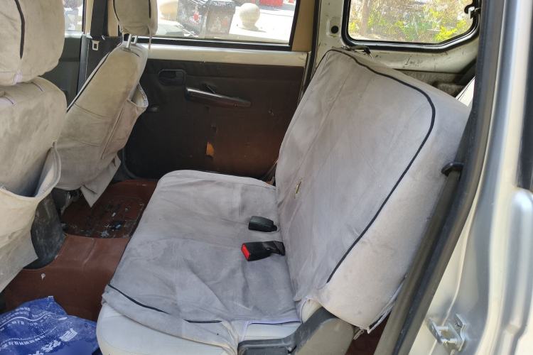 Used Wuling Hongguang 2015 1.2L S Base Model China V Standard Left Rear Seat