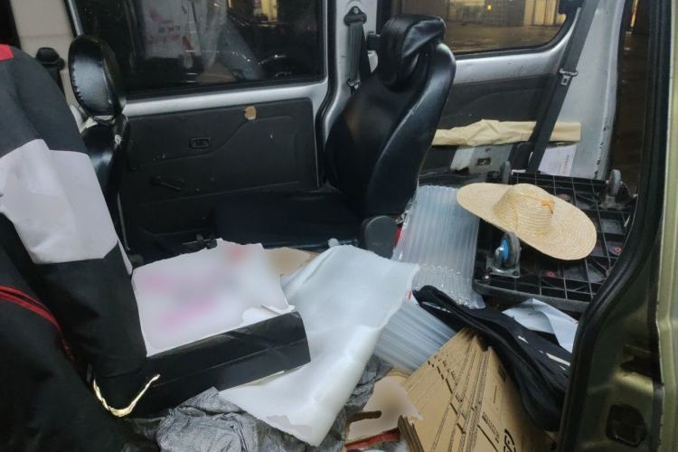 Used Wuling Hongguang 2015 1.5L S1 Standard China V-Emission Standards Left Rear Seat