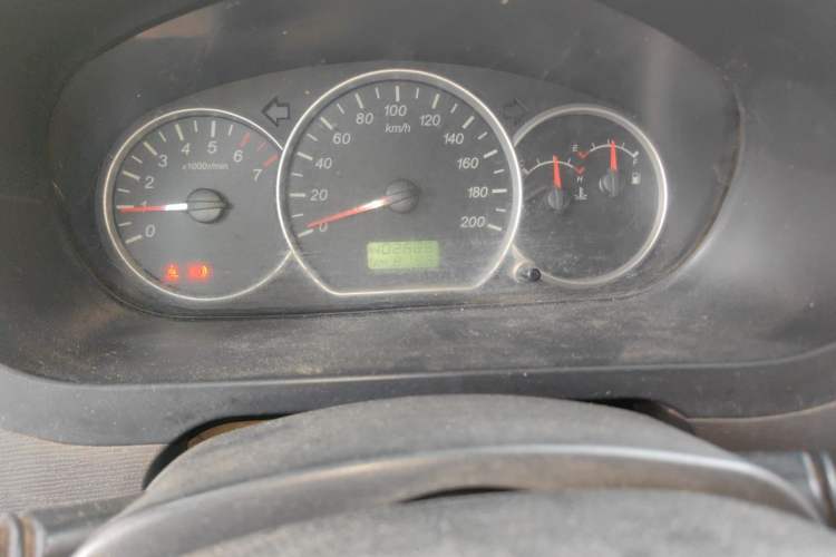 Used Wuling Hongguang 2015 1.5L S Basic Version China V Standard Odometer Close Up