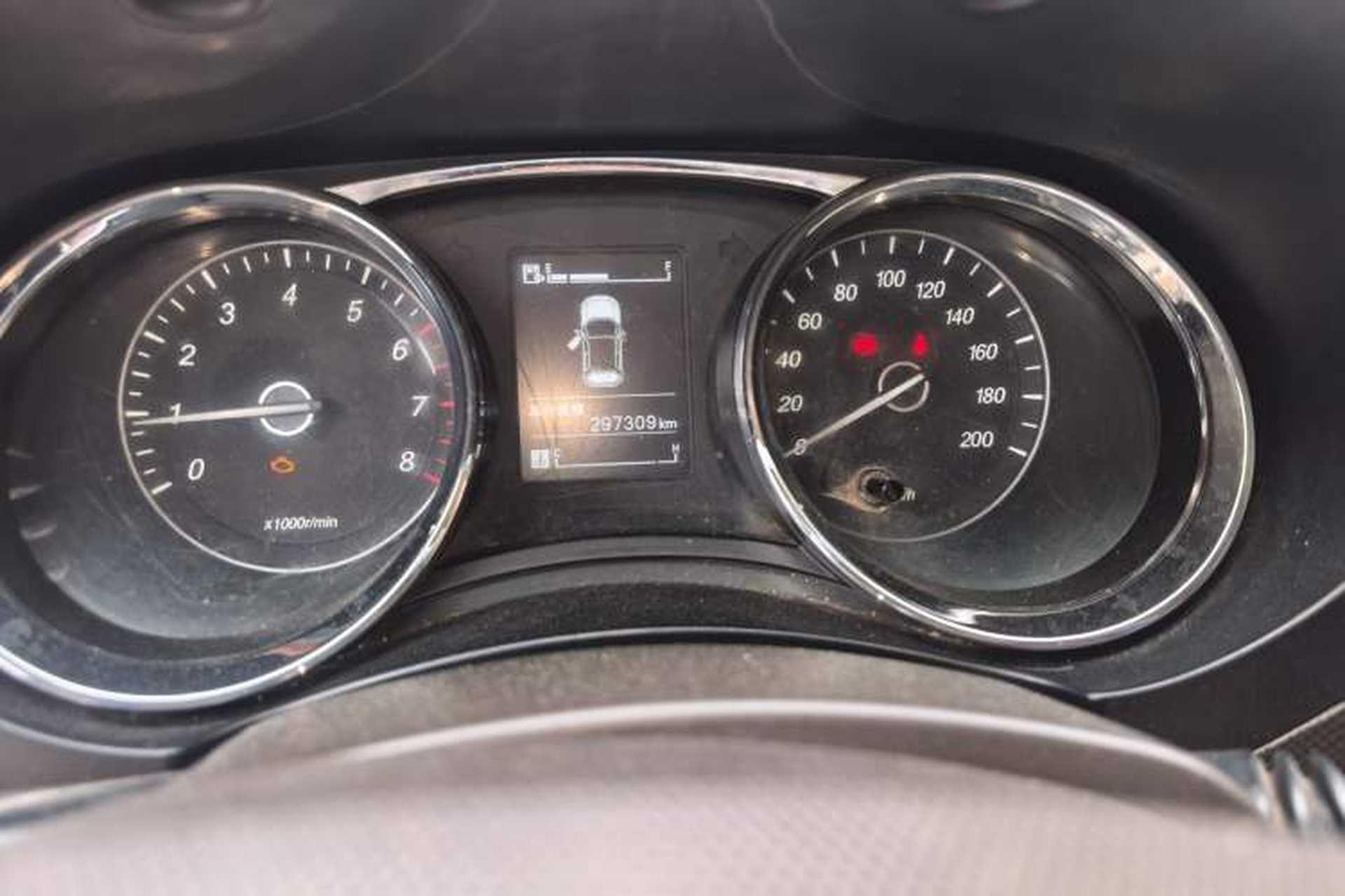 Used Wuling Hongguang 2015 1.5L S1 Comfort China V Standard Odometer Close Up