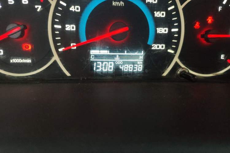 Used Wuling Hongguang 2015 1.5L S1 Comfort China V Standard Odometer Close Up