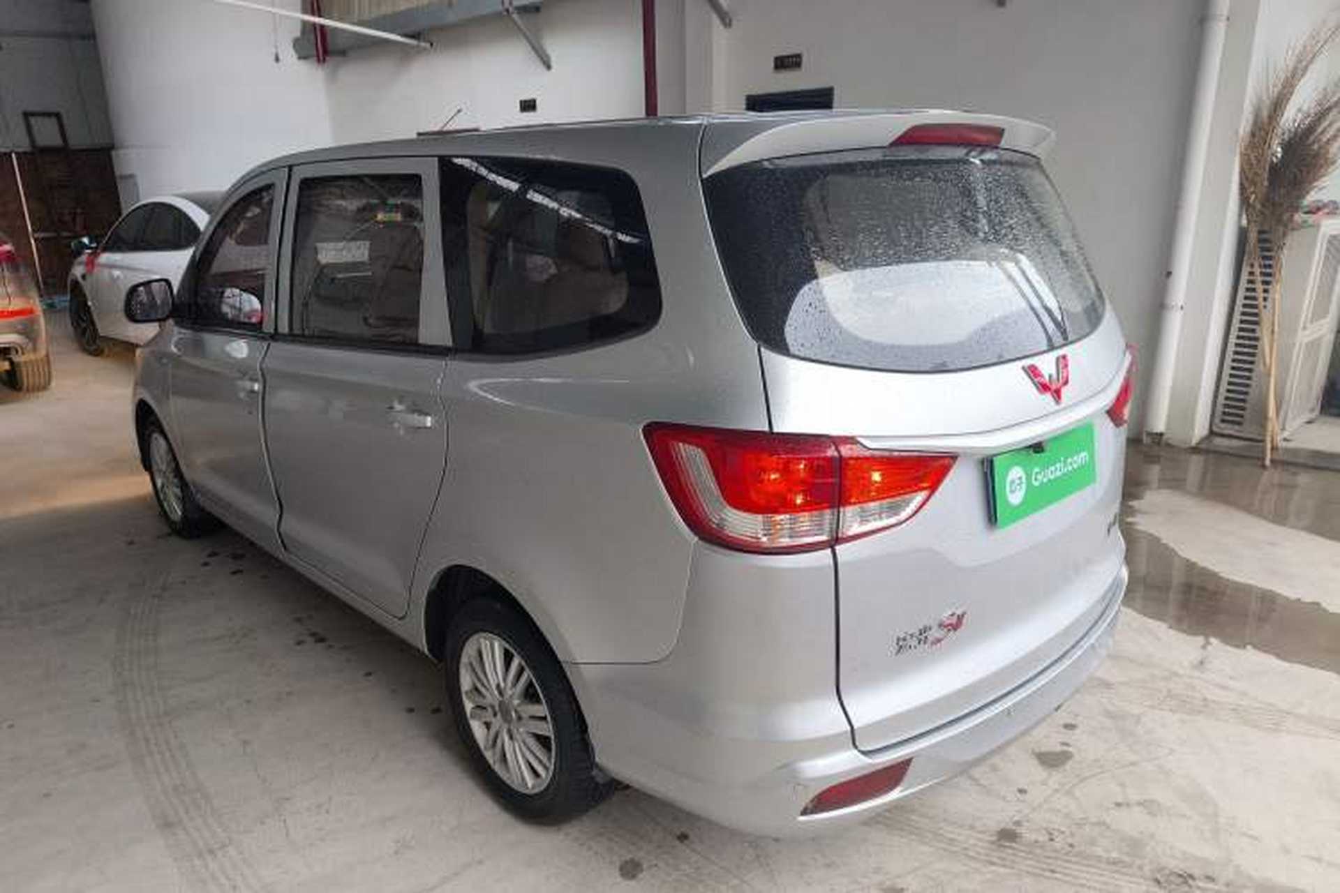 Used Wuling Hongguang 2015 1.5L S1 Standard China V-Emission Standards Rear Left 45 Deg