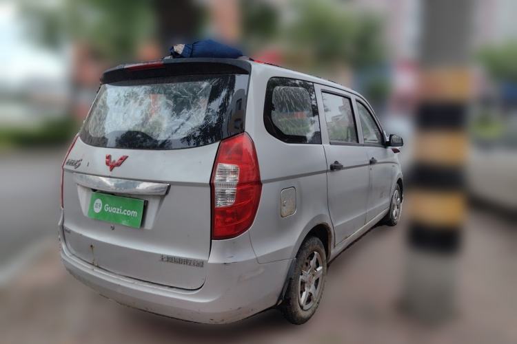 Used Wuling Hongguang 2015 1.5L S Basic Version China V Standard Rear Right 45 Deg