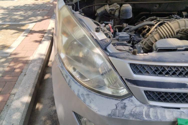 Used Wuling Hongguang 2015 1.5L S Basic Version China V Standard Right Front Headlight