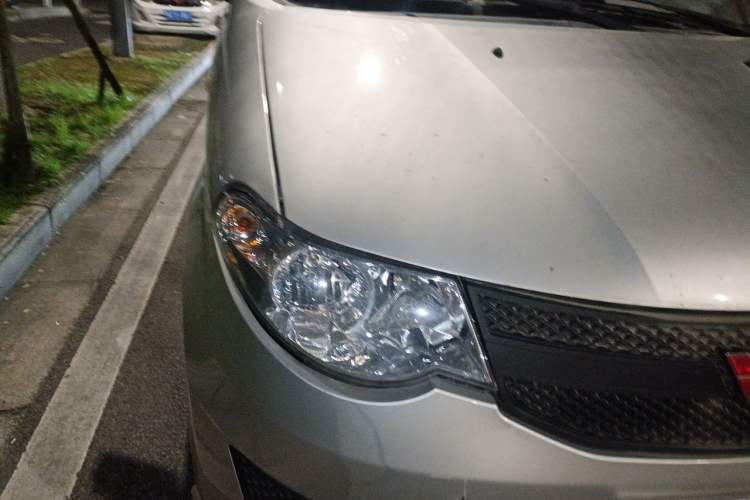 Used Wuling Hongguang 2015 1.5L S Basic Version China V Standard Right Front Headlight
