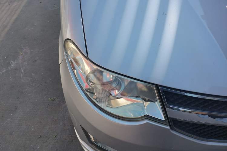 Used Wuling Hongguang 2015 1.2L S Base Model China V Standard Right Front Headlight