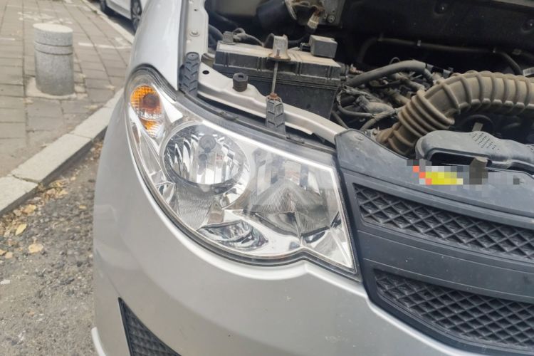 Used Wuling Hongguang 2015 1.5L S Basic Version China V Standard Right Front Headlight