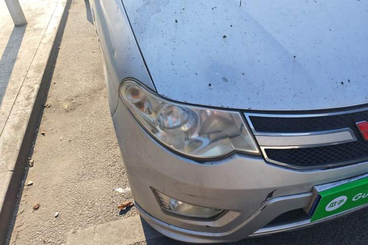 Used Wuling Hongguang 2015 1.5L S Basic Version China V Standard Right Front Headlight