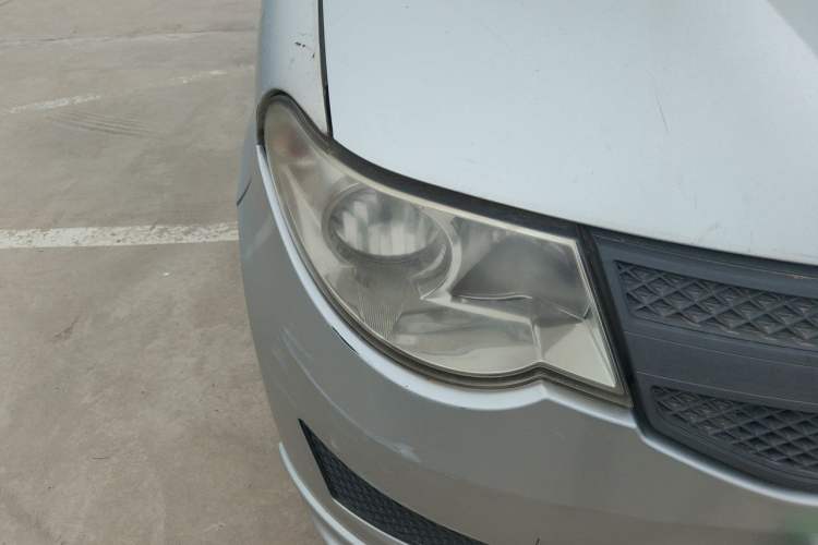 Used Wuling Hongguang 2015 1.2L S Base Model China V Standard Right Front Headlight