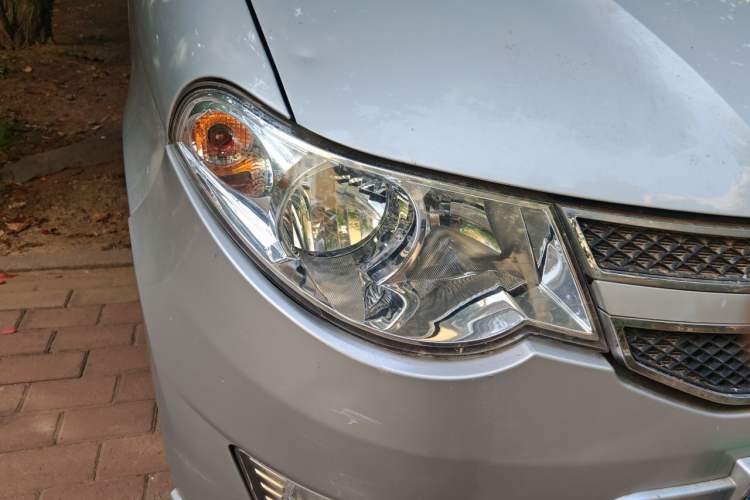 Used Wuling Hongguang 2015 1.2L S Base Model China V Standard Right Front Headlight