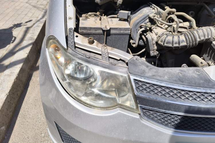 Used Wuling Hongguang 2015 1.2L S Base Model China V Standard Right Front Headlight