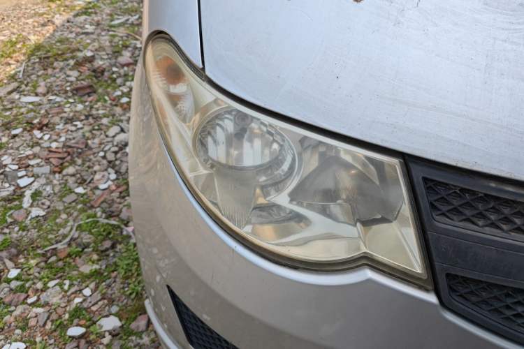 Used Wuling Hongguang 2015 1.2L S Base Model China V Standard Right Front Headlight