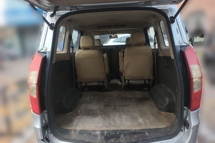 Used Wuling Hongguang 2015 1.5L S Base Model China IV Trunk