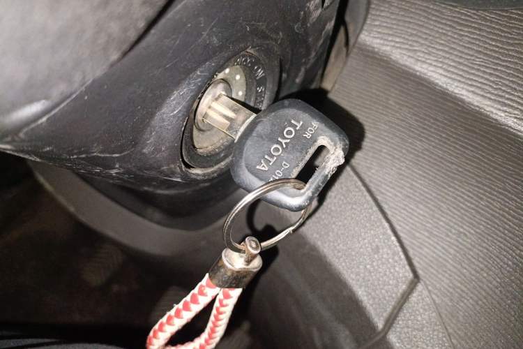 Used Wuling Hongguang 2015 1.5L S Basic Version China V Standard Vehicle Key