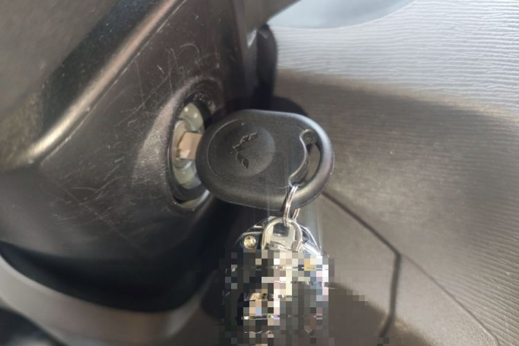 Used Wuling Hongguang 2015 1.5L S Basic Version China V Standard Vehicle Key