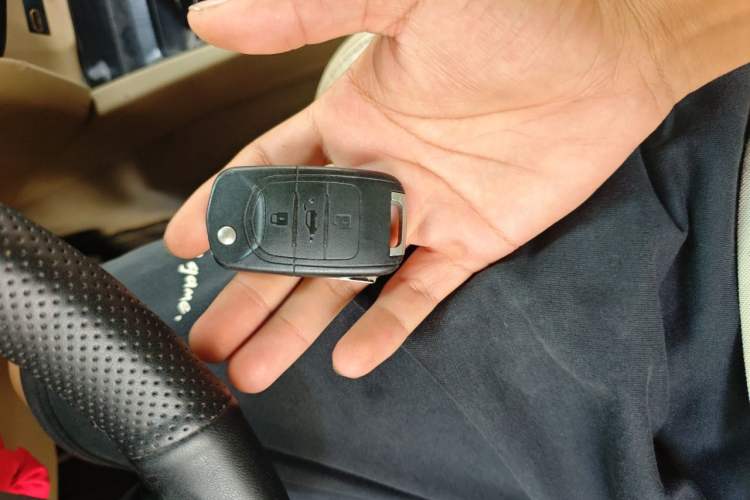Used Wuling Hongguang 2015 1.5L S1 Luxury National Emission Standard V Vehicle Key