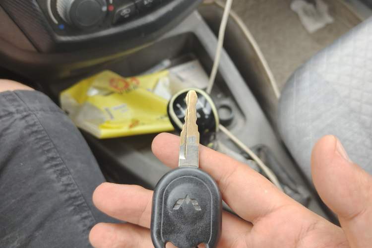 Used Wuling Hongguang 2015 1.2L S Base Model China V Standard Vehicle Key