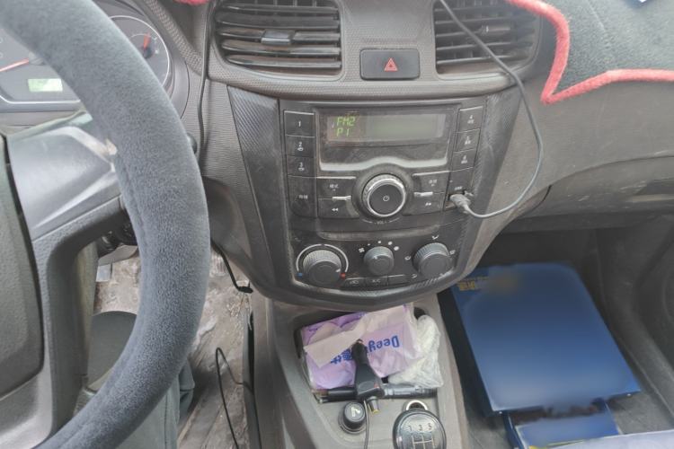 Used Wuling Hongguang 2015 1.2L S Base Model China V Standard Audio And AC Panel