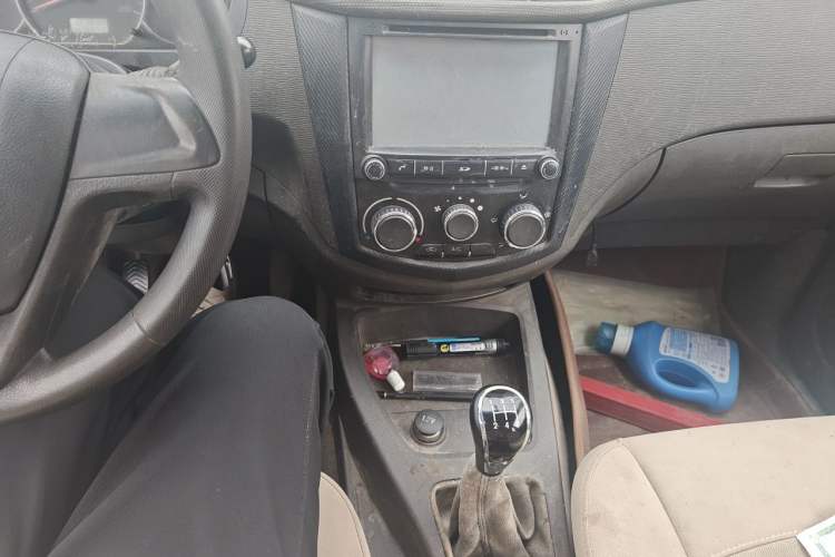 Used Wuling Hongguang 2015 1.2L S Base Model China IV Audio And AC Panel