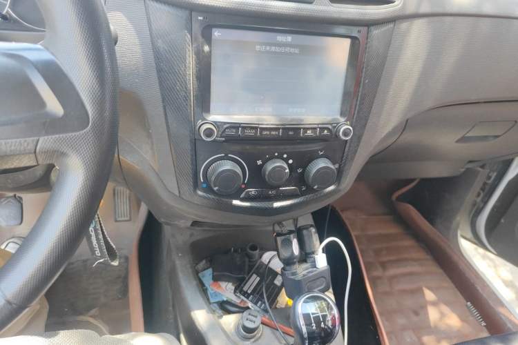 Used Wuling Hongguang 2015 1.5L S Base Model China IV Audio And AC Panel