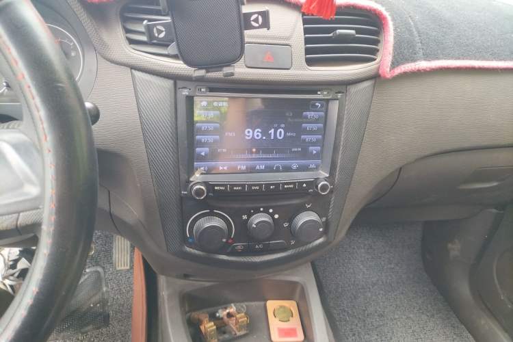 Used Wuling Hongguang 2015 1.2L S Base Model China V Standard Audio And AC Panel