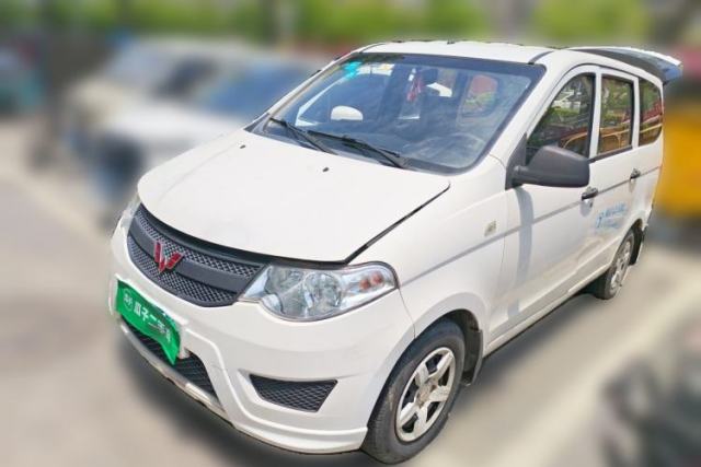 Ojetý Wuling Hongguang 2015 1.2L S Base Model China V Standard