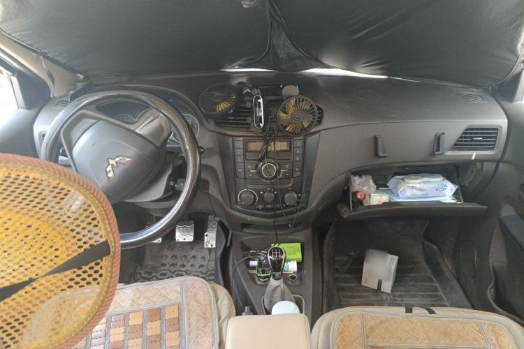Used Wuling Hongguang 2015 1.5L S Basic Version China V Standard Center Console