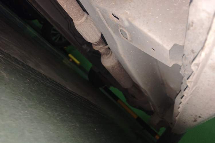 Used Wuling Hongguang 2015 1.5L S Basic Version China V Standard Chassis Front Left