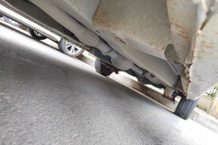 Used Wuling Hongguang 2015 1.2L S Base Model China V Standard Chassis Front Left